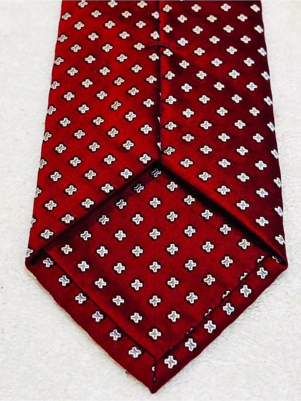 Brand New Corporate Power Tie By JOS A. BANK (Signature Collection)